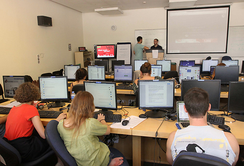 Students in the IDC "war room"